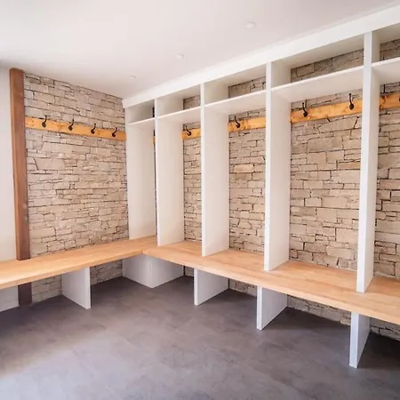 Prázdninový dům Campose, Authentique Maison Vintage Avec Spa, 10p *