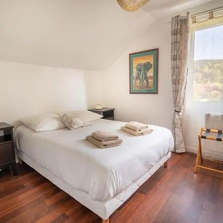 Prázdninový dům Campose, Authentique Maison Vintage Avec Spa, 10p Gérardmer